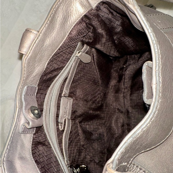 Cole Haan soft leather, pewter colored medium shoulder bag, good used condition - Picture 7 of 15